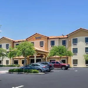 comfort-inn-suites-northeast-gateway.hotelstampa.org/