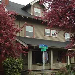 2* Guest house International