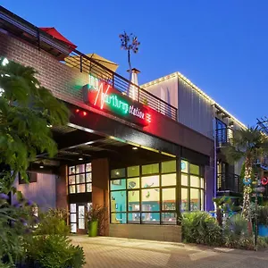 3* Hotel At Northrup Station